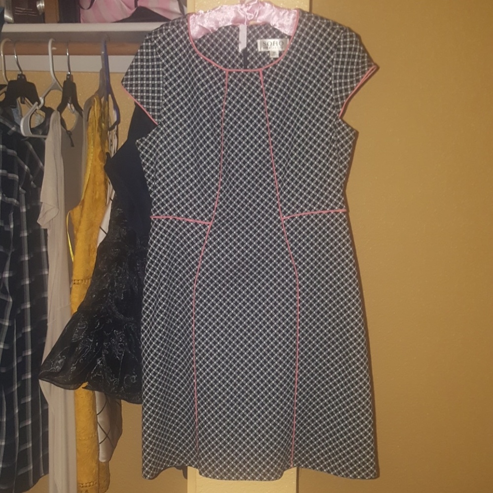 SOHO APPAREL LIMITED DRESS